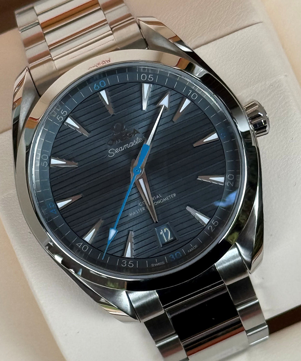 Omega Seamaster Aqua Terra Like new - Full Set 2017