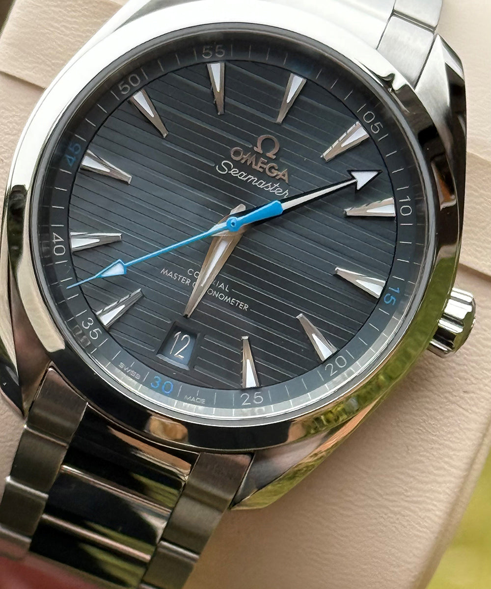 Omega Seamaster Aqua Terra Like new - Full Set 2017
