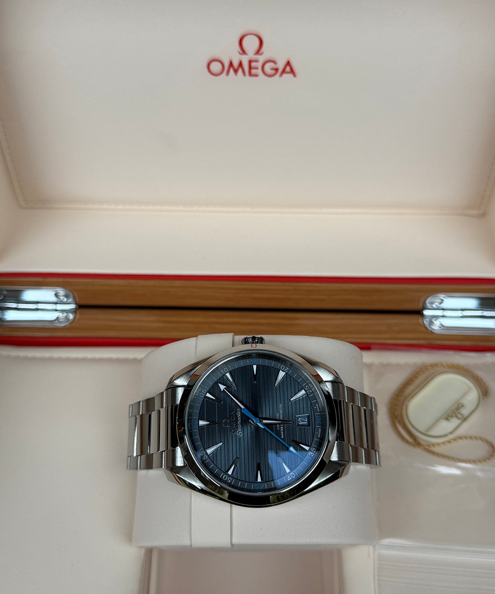 Omega Seamaster Aqua Terra Like new - Full Set 2017
