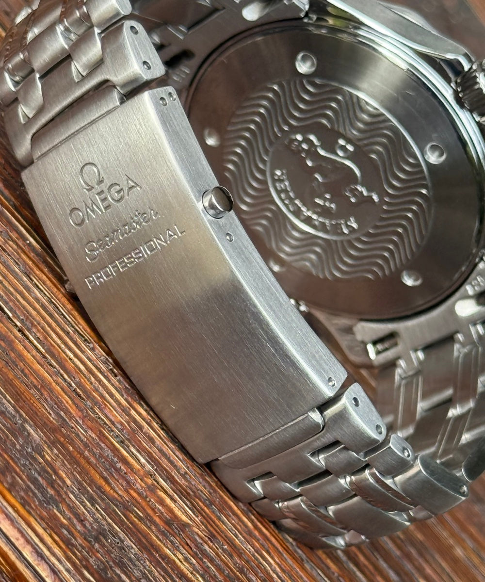 Omega Seamaster Diver 300 M 2541.80 (James Bond) - Professional 300m James Bond 007 Model