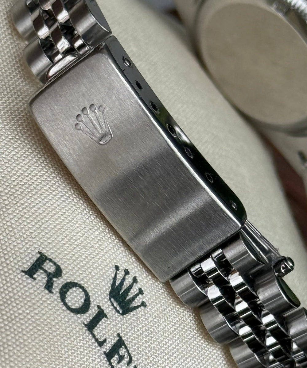 Rolex Lady-Datejust 79174 - Top Condition white dial no holes