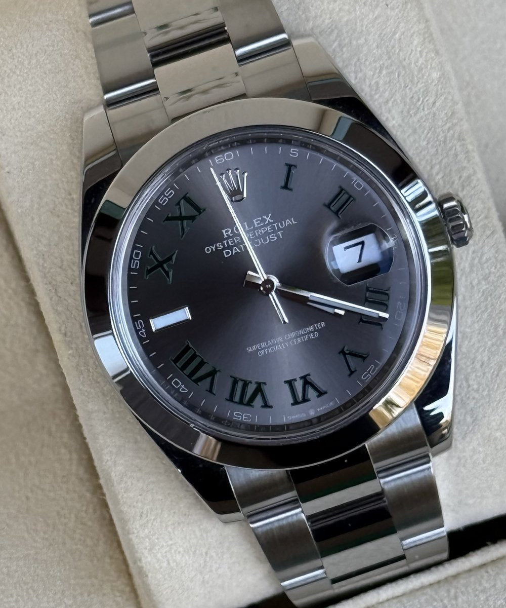 Rolex Datejust 41 126300 (Datejust glatte Lünette) - Excellent condition Fullset 2023