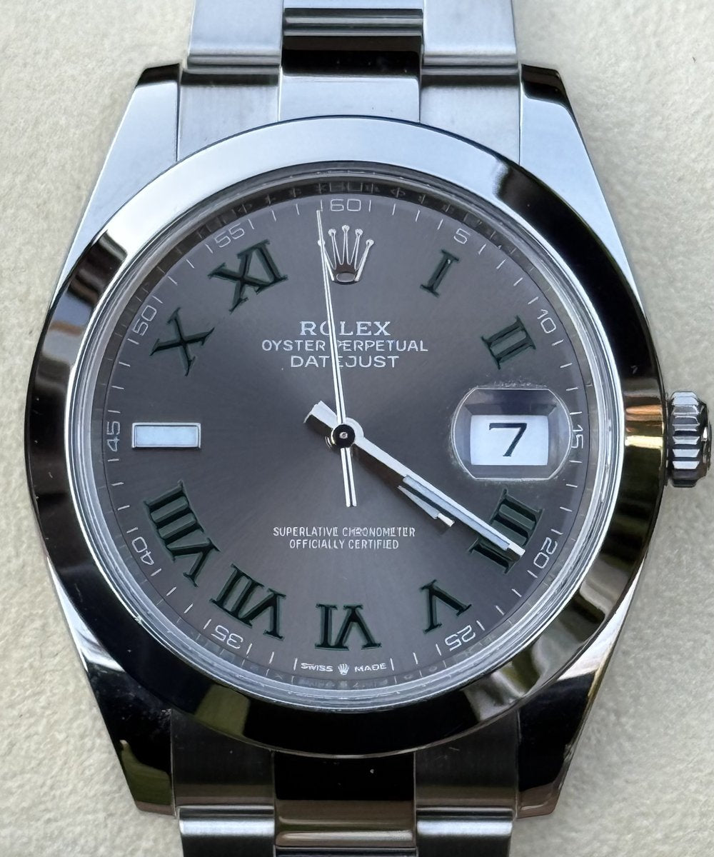 Rolex Datejust 41 126300 (Datejust glatte Lünette) - Excellent condition Fullset 2023