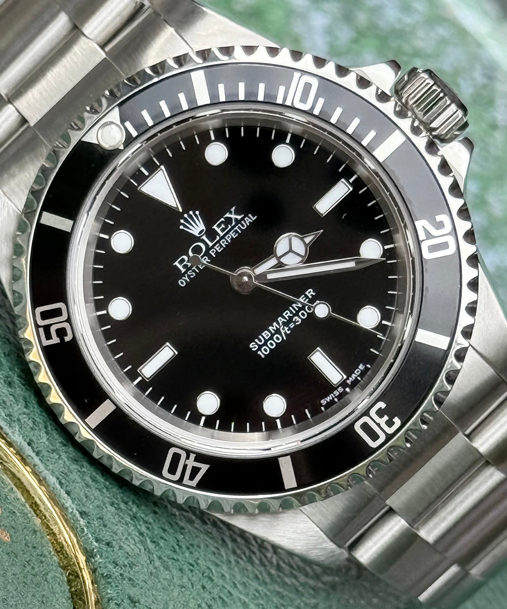 Rolex - Submariner (No Date) - 14060M - 40 mm - serviced by Rolex 2023