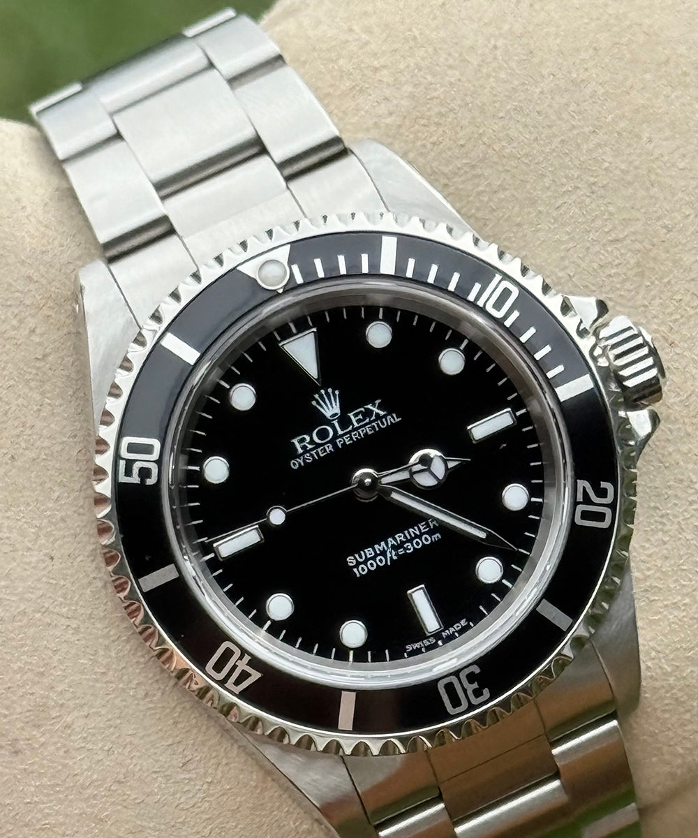 Rolex - Submariner (No Date) - 14060M - 40 mm - serviced by Rolex 2023