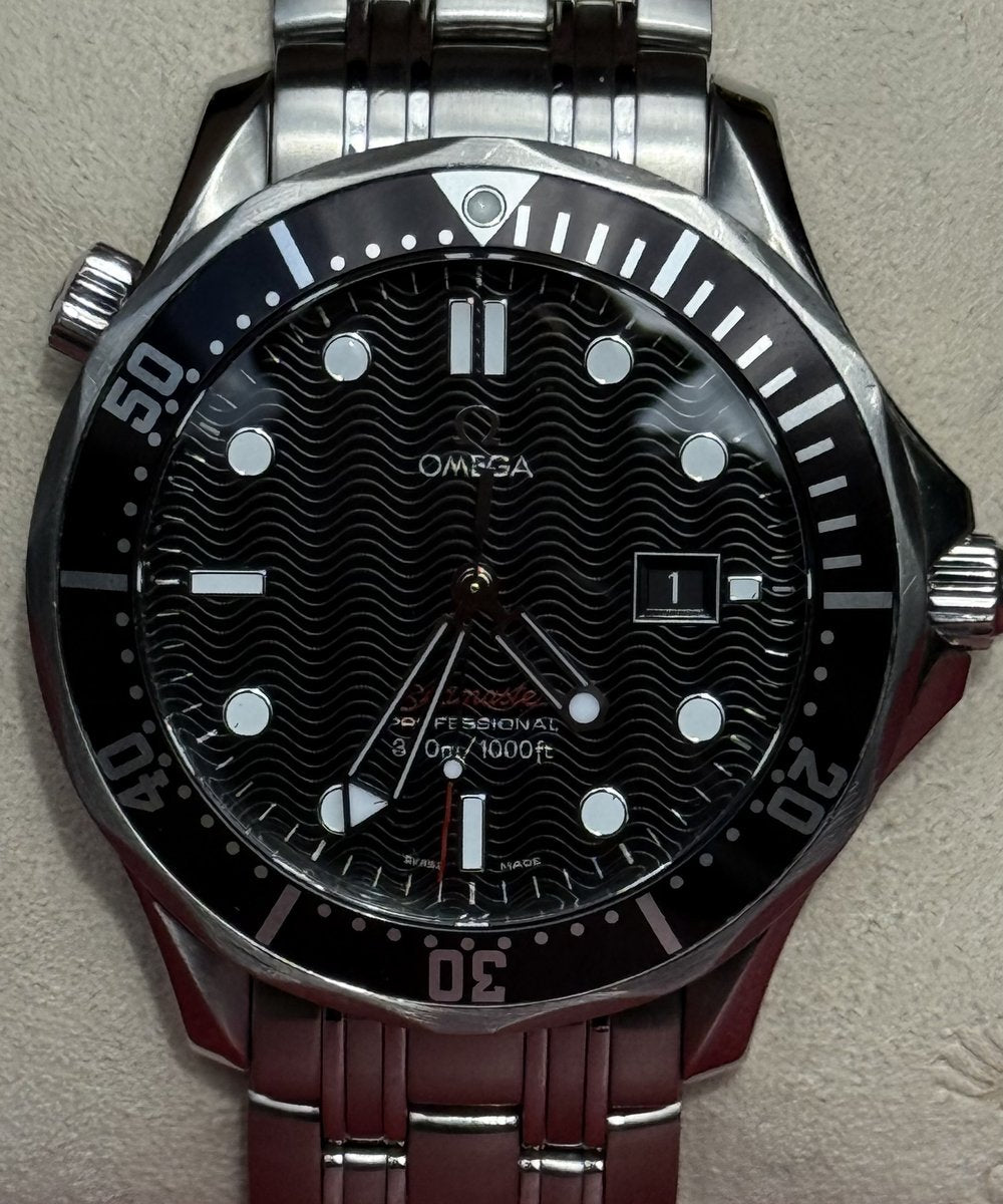 Omega Seamaster Diver 300 M - 212.30.41 - Professional Quartz Top Condition 41mm