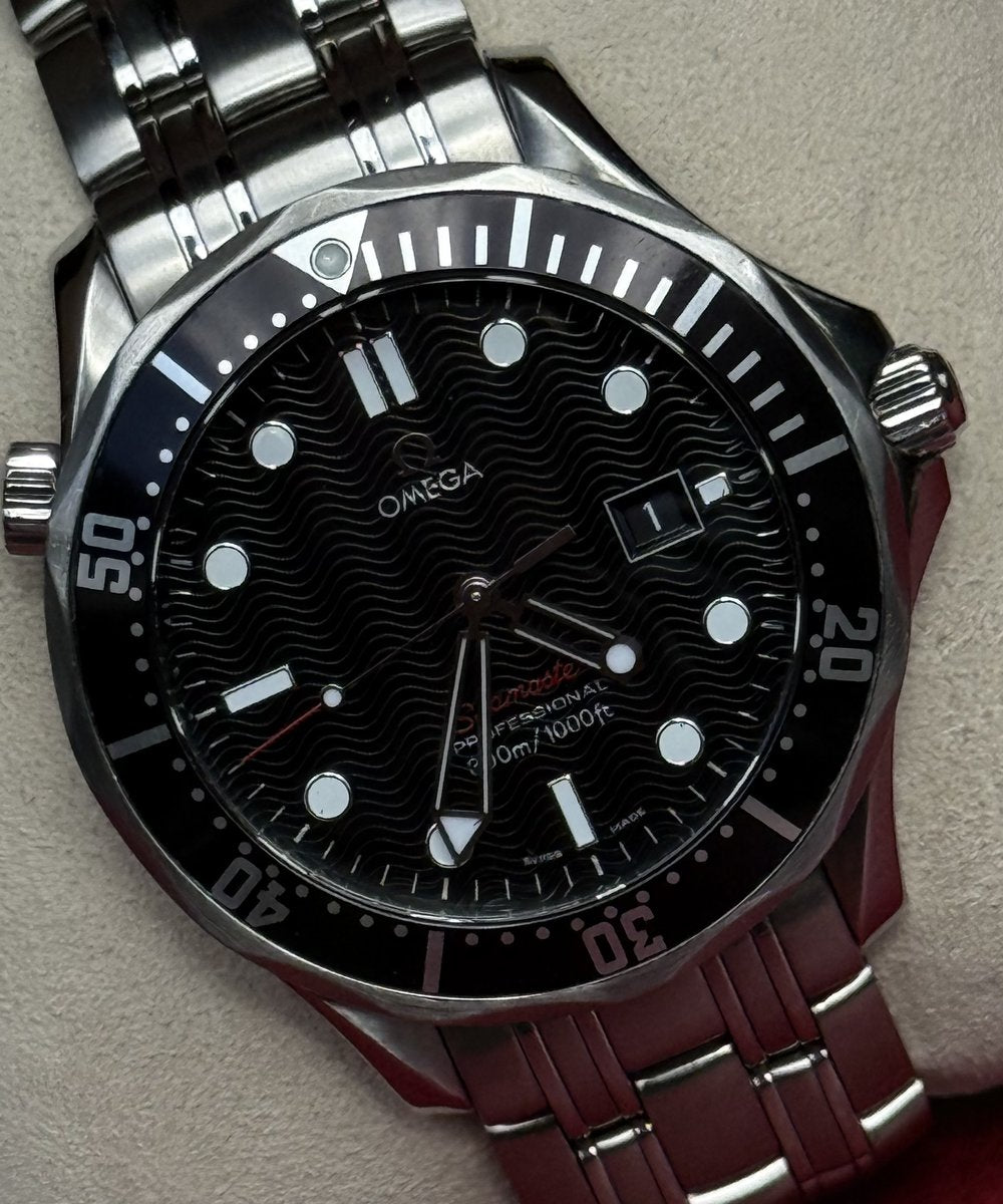 Omega Seamaster Diver 300 M - 212.30.41 - Professional Quartz Top Condition 41mm