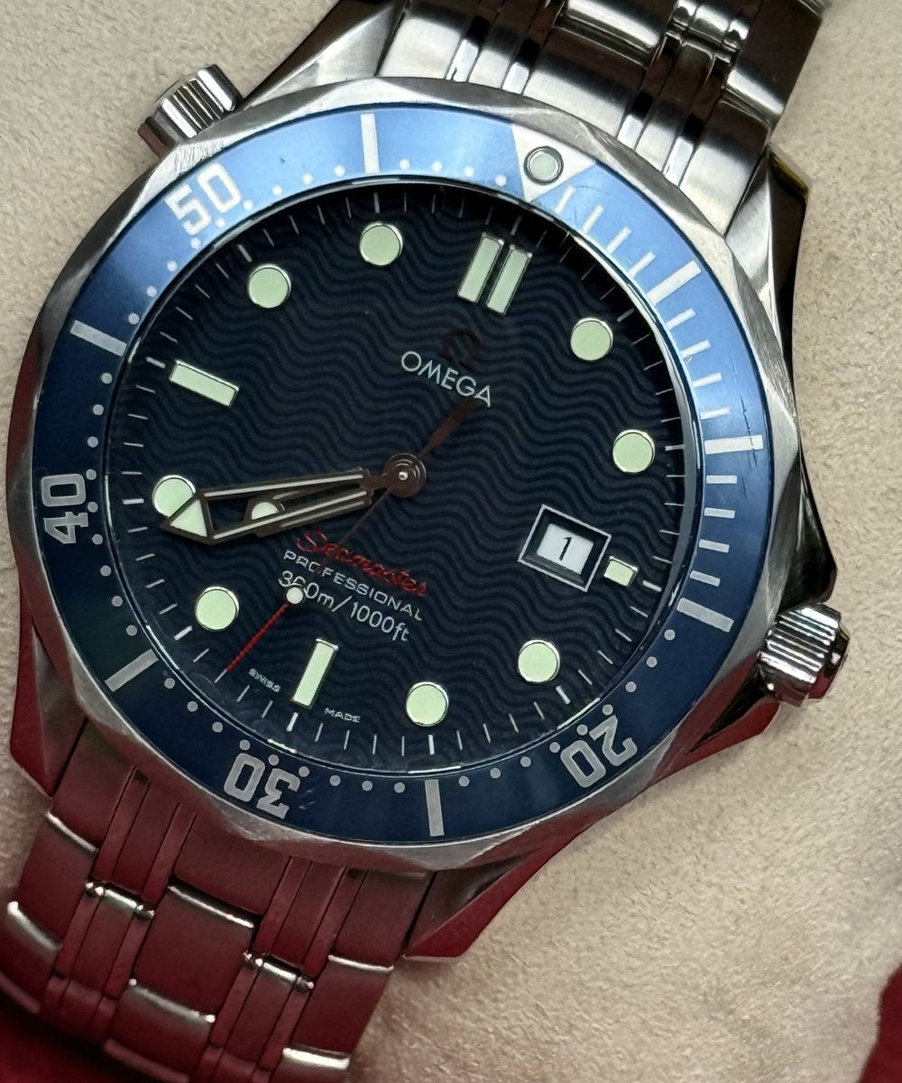 Omega Seamaster Diver 300 M 2221.80.00 - Top condition warranty papers 2007
