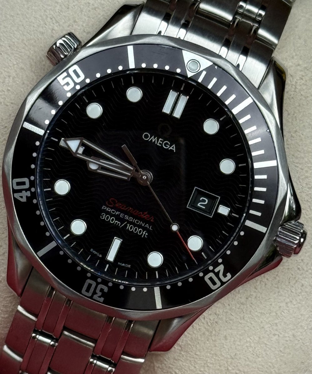 Omega Seamaster Diver 300 M - 212.30.41 - Professional Quartz 41mm Excellent Condition
