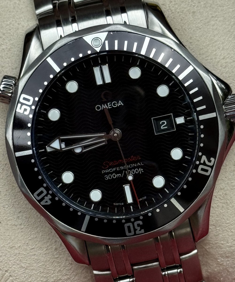 Omega Seamaster Diver 300 M - 212.30.41 - Professional Quartz 41mm Excellent Condition
