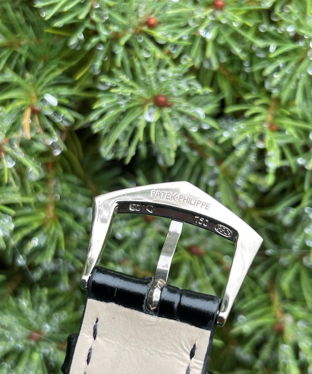 Patek Philippe Calatrava - 5196G-001 - 37 mm - Silber