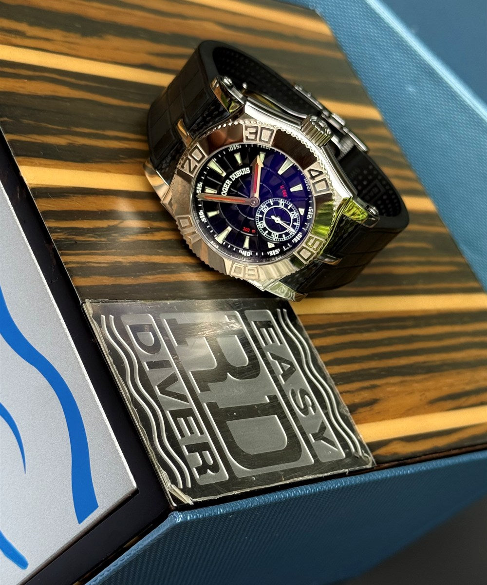 Roger Dubuis Easy Diver - SE40 - 40 mm - Schwarz
