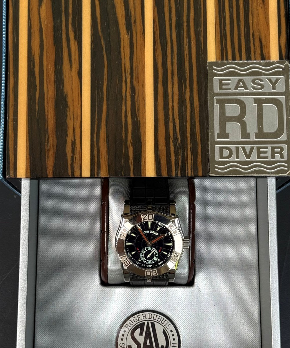 Roger Dubuis Easy Diver - SE40 - 40 mm - Schwarz