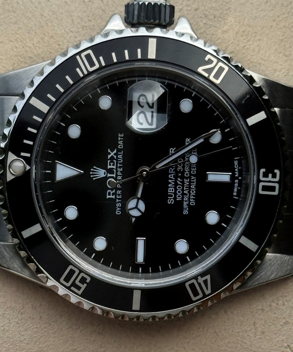 Rolex Submariner Date - 16610 - 40 mm - Schwarz