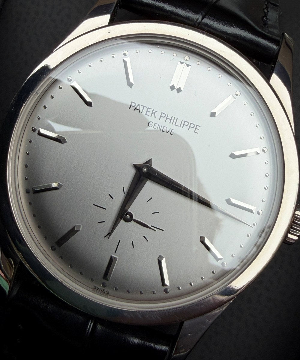Patek Philippe Calatrava - 5196G-001 - 37 mm - Silber