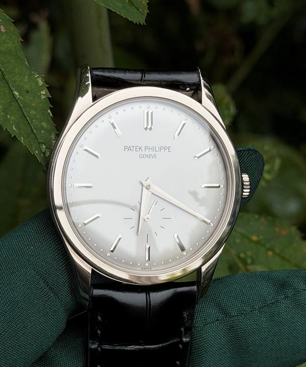 Patek Philippe Calatrava - 5196G-001 - 37 mm - Silber