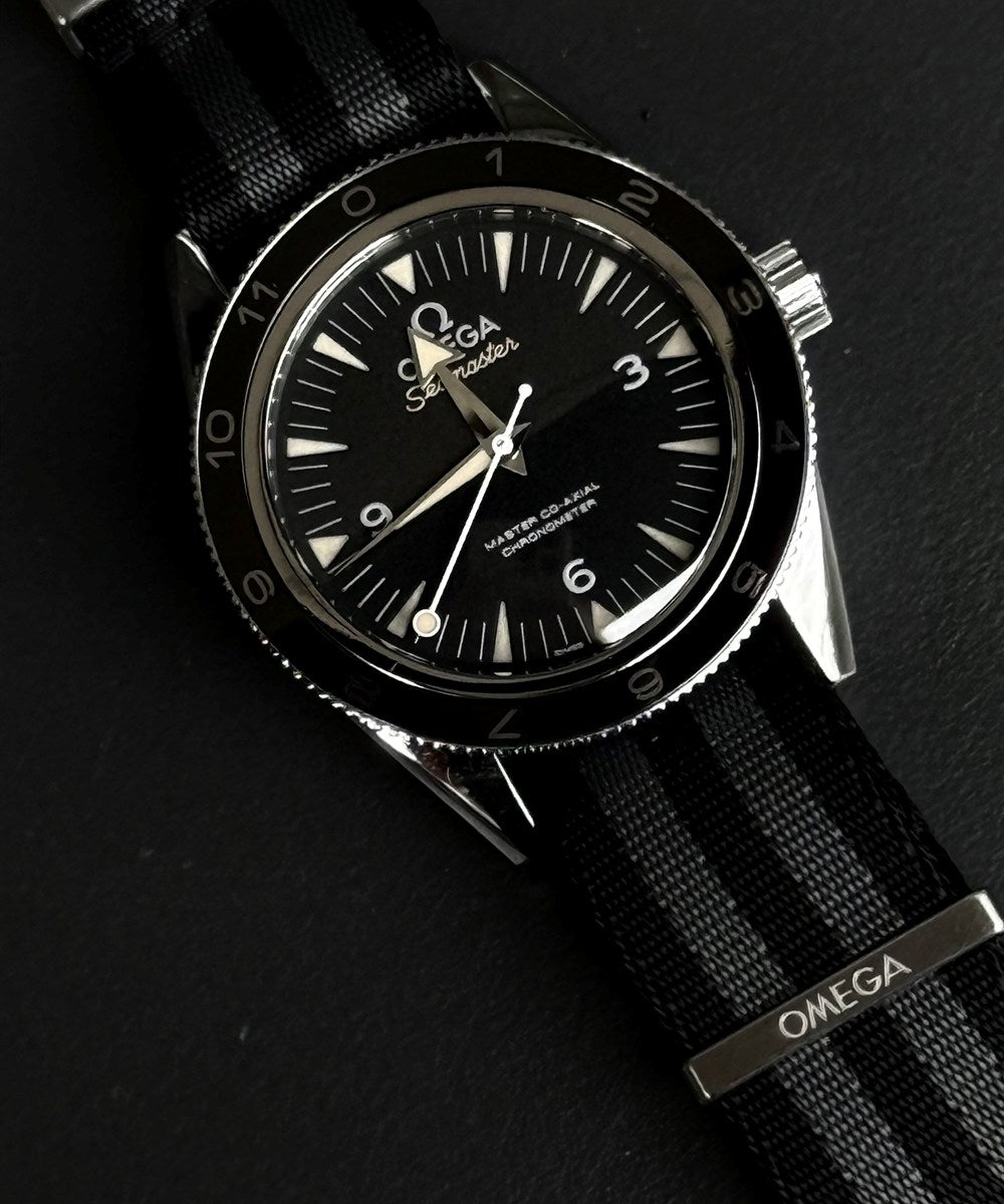 Omega Seamaster 300 - 233.32.41.21.01.001 - 41 mm - Schwarz