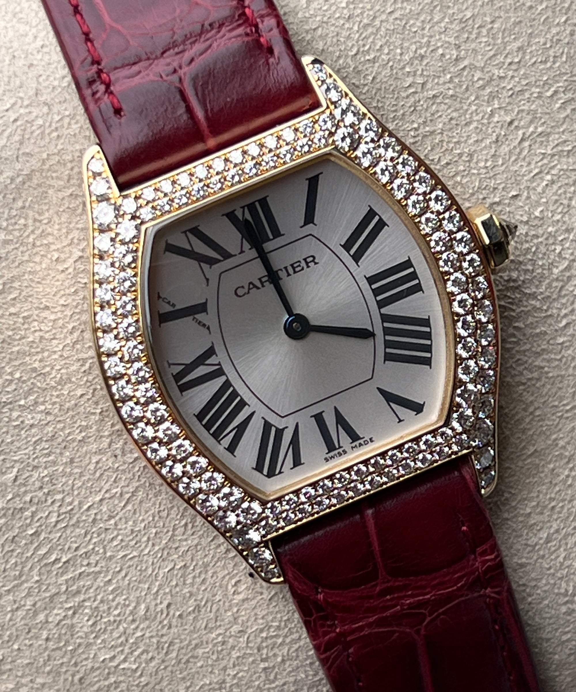 Cartier Tortue - Lady Model - 2643 - 28 x 34 mm - manual - excellent condition