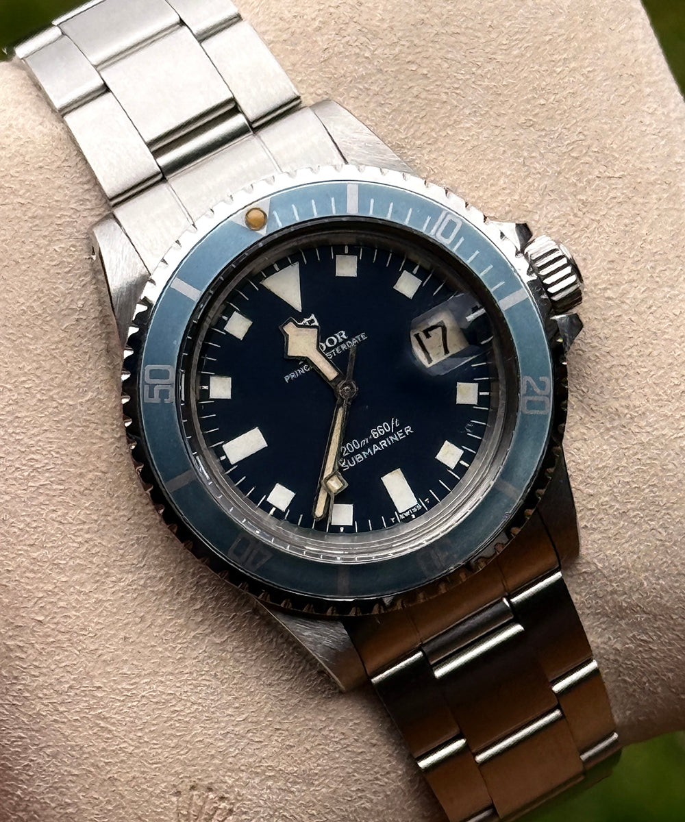 Tudor - Submariner - 9411/0 (Snowflake) - 40 x 47 mm - Snowflake faded