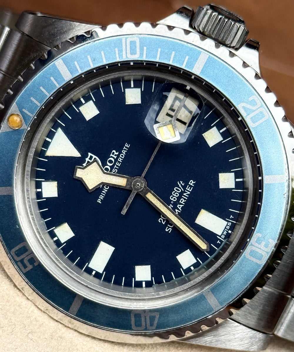 Tudor - Submariner - 9411/0 (Snowflake) - 40 x 47 mm - Snowflake faded