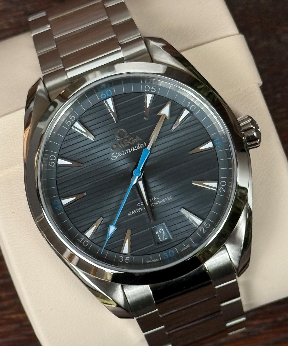 Omega Seamaster Aqua Terra Like new - Full Set 2017