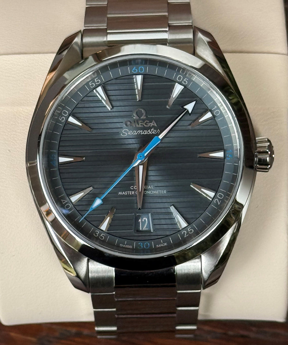 Omega Seamaster Aqua Terra Like new - Full Set 2017