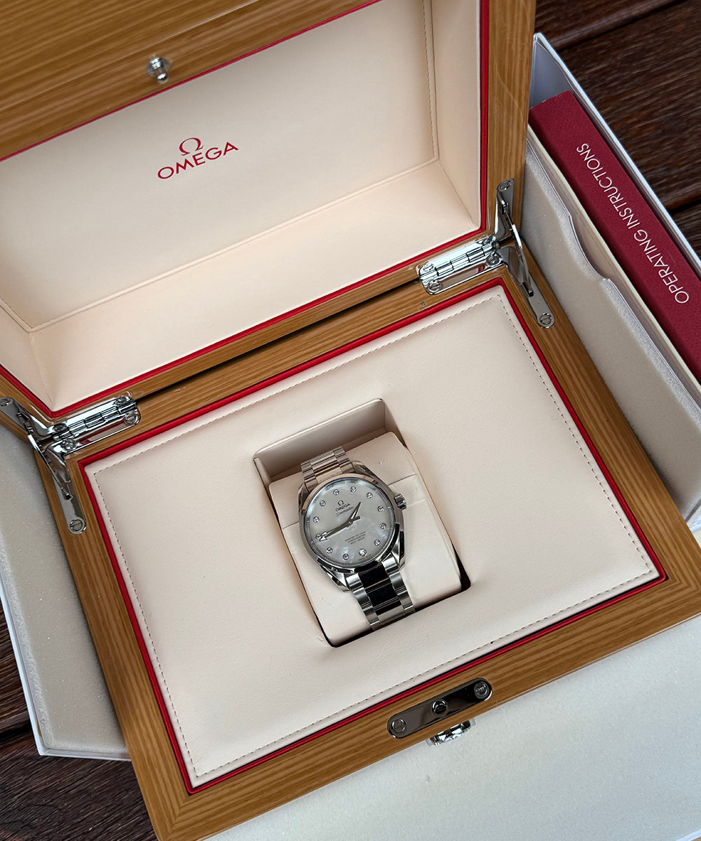 Omega Seamaster Aqua Terra Silver Dial Full Set - Top Condition Like new! - Perlmutt MOP