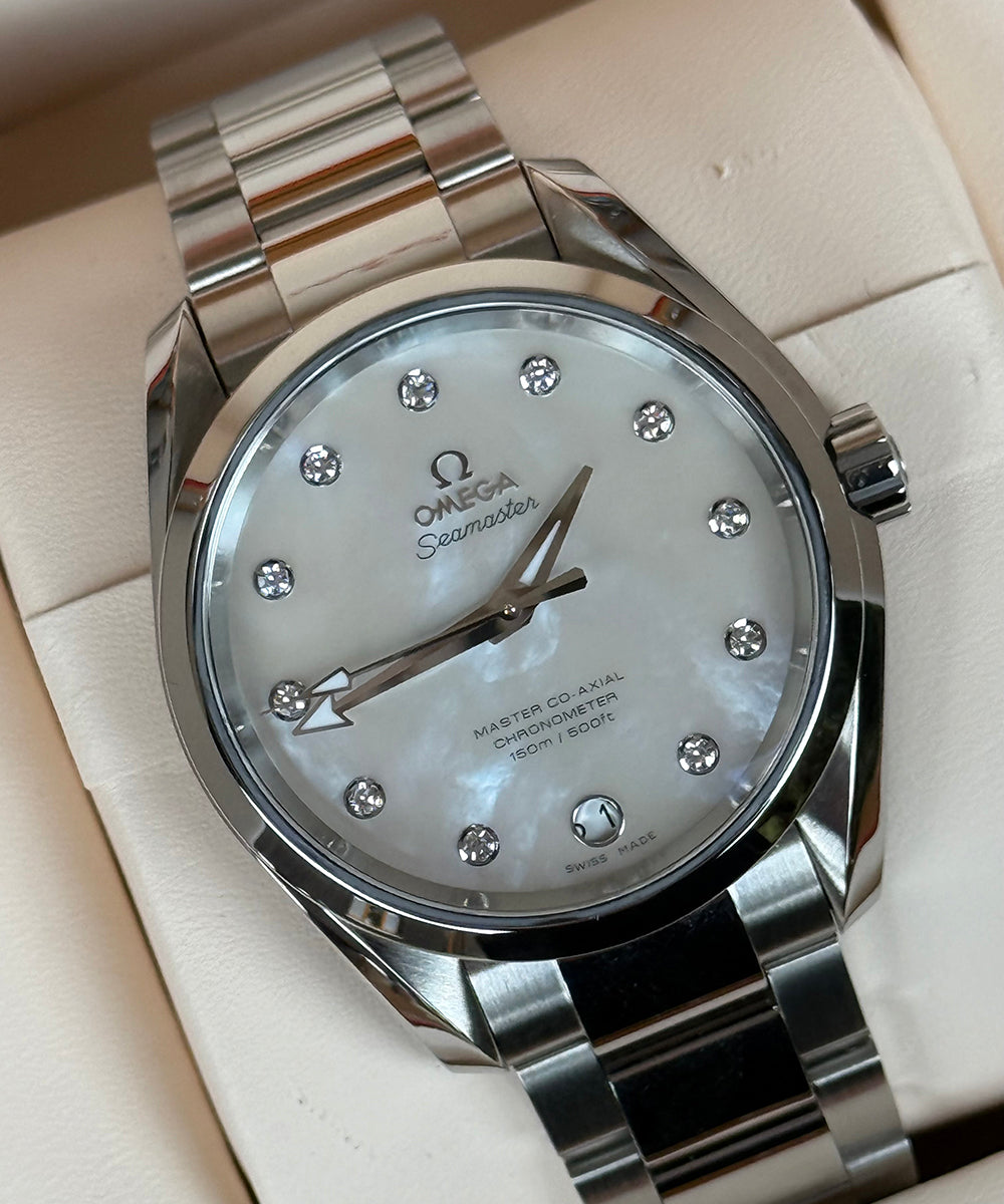 Omega Seamaster Aqua Terra Silver Dial Full Set - Top Condition Like new! - Perlmutt MOP