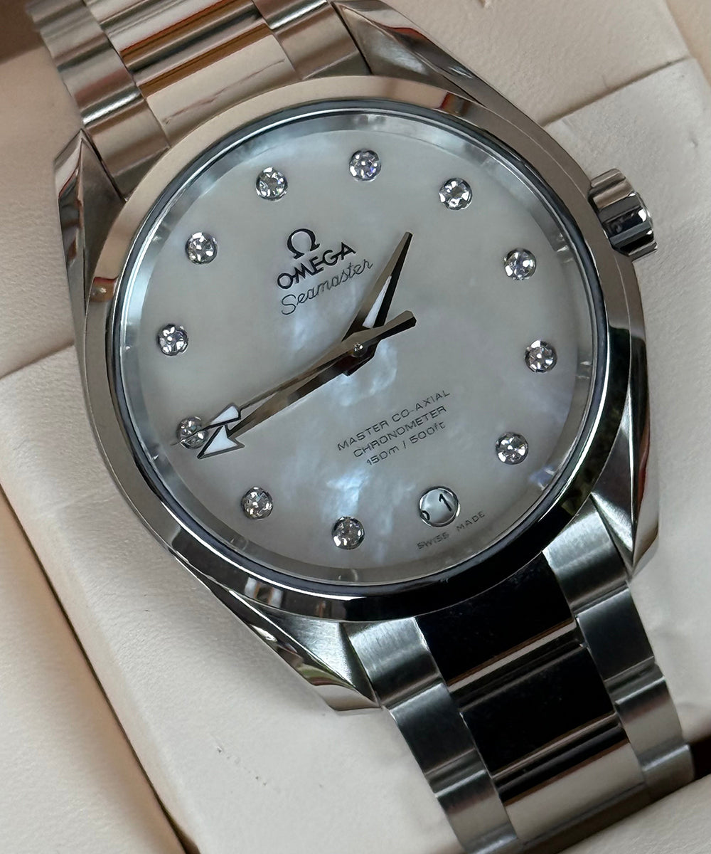 Omega Seamaster Aqua Terra Silver Dial Full Set - Top Condition Like new! - Perlmutt MOP