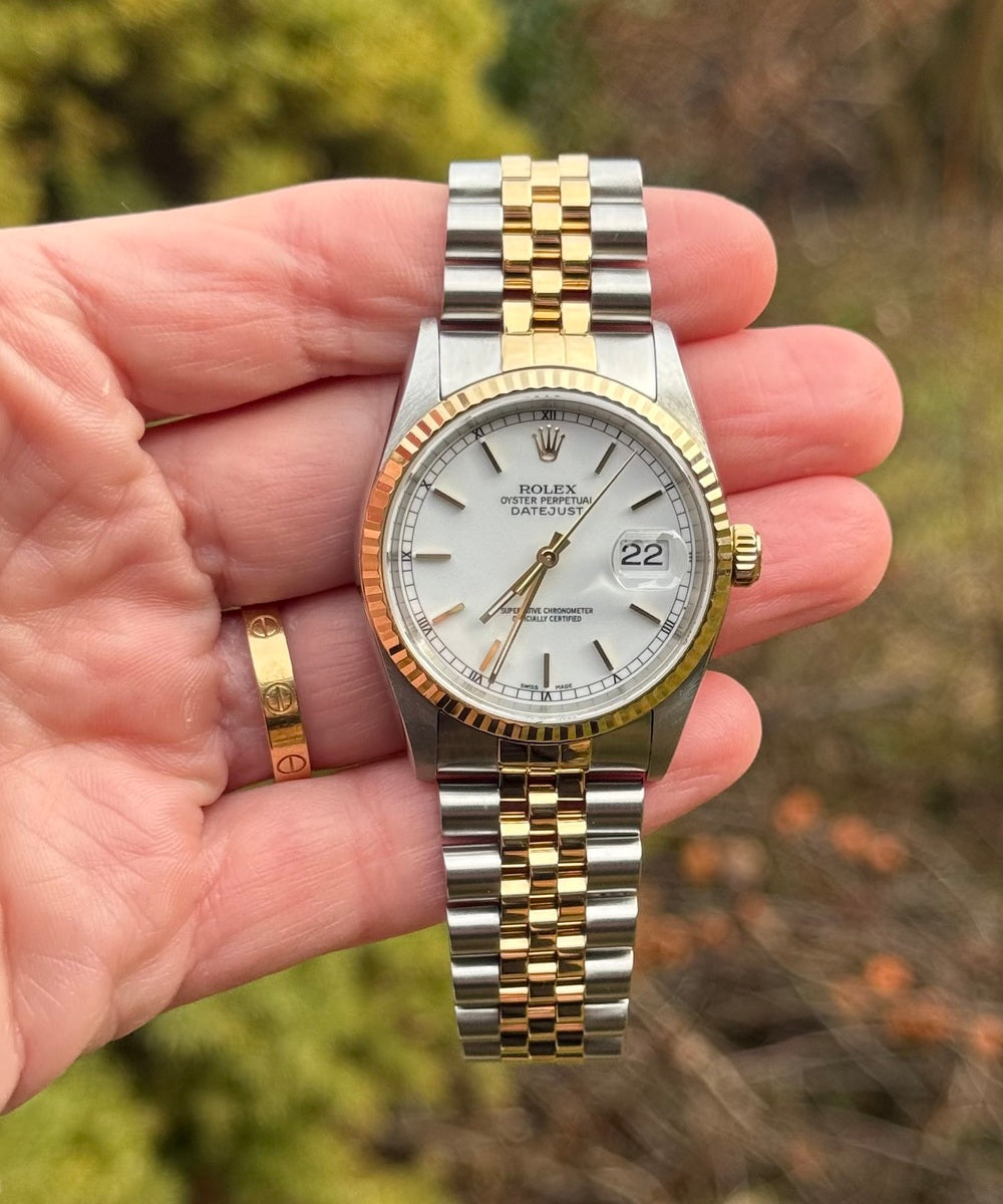 Rolex Datejust 36 - 16233 - Top Condition no stretch white dial