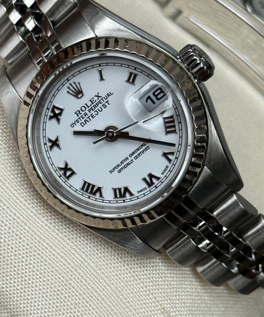 Rolex Lady-Datejust 79174 - Top Condition white dial no holes