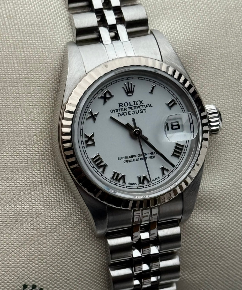 Rolex Lady-Datejust 79174 - Top Condition white dial no holes