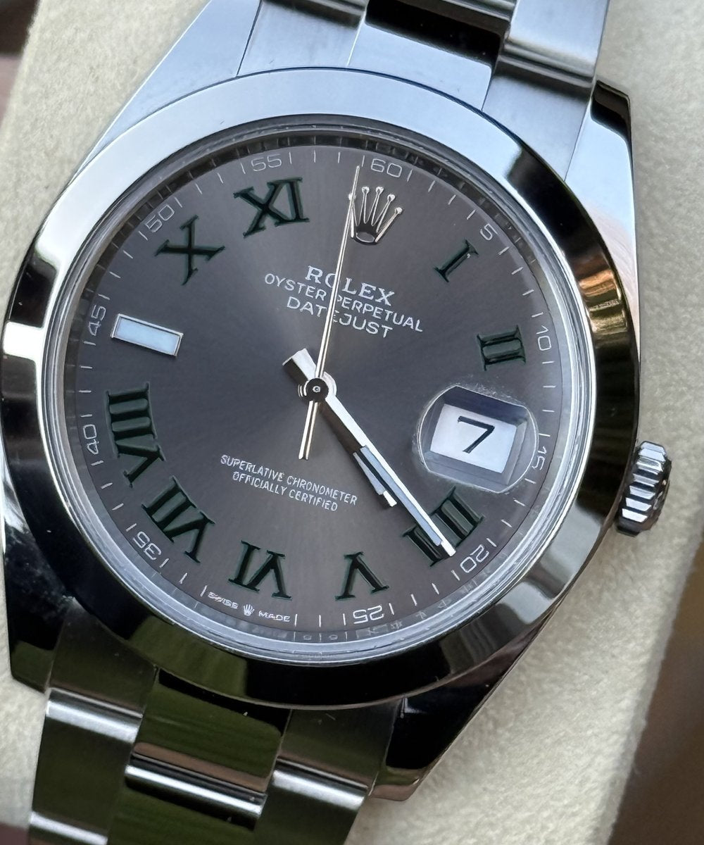 Rolex Datejust 41 126300 (Datejust glatte Lünette) - Excellent condition Fullset 2023