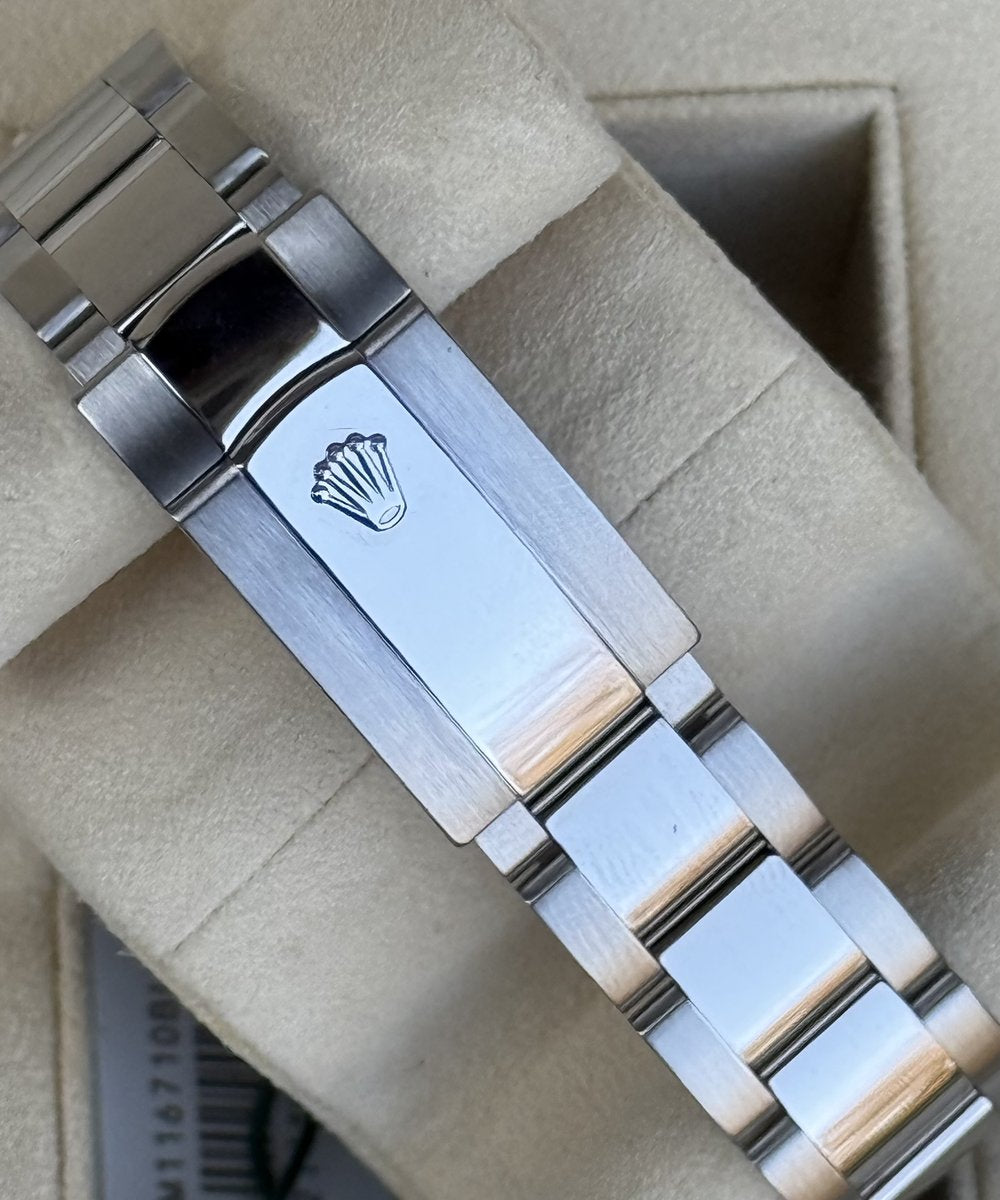 Rolex Datejust 41 126300 (Datejust glatte Lünette) - Excellent condition Fullset 2023