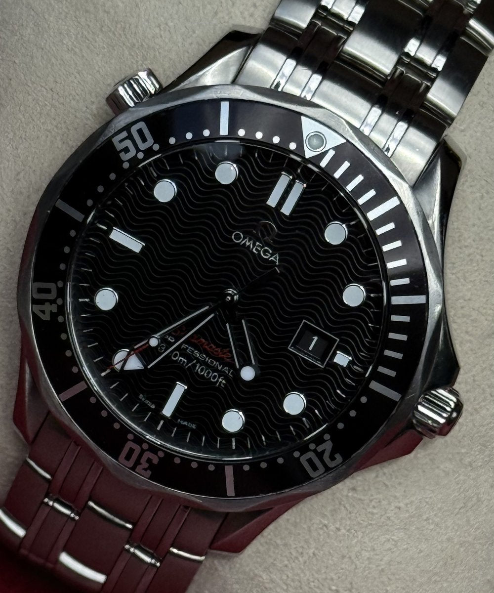 Omega Seamaster Diver 300 M - 212.30.41 - Professional Quartz Top Condition 41mm