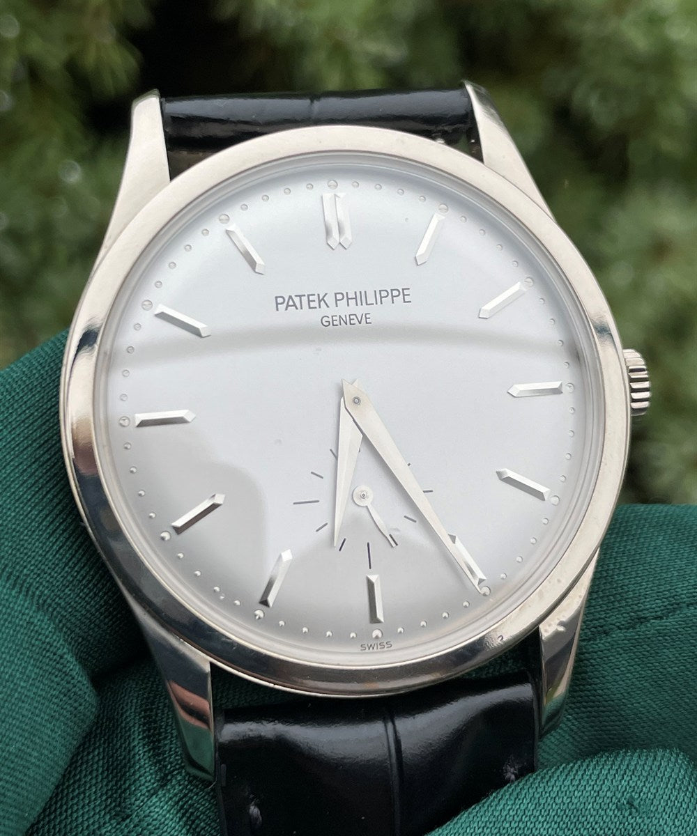 Patek Philippe Calatrava - 5196G-001 - 37 mm - Silber