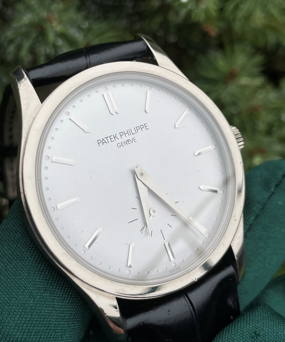Patek Philippe Calatrava - 5196G-001 - 37 mm - Silber