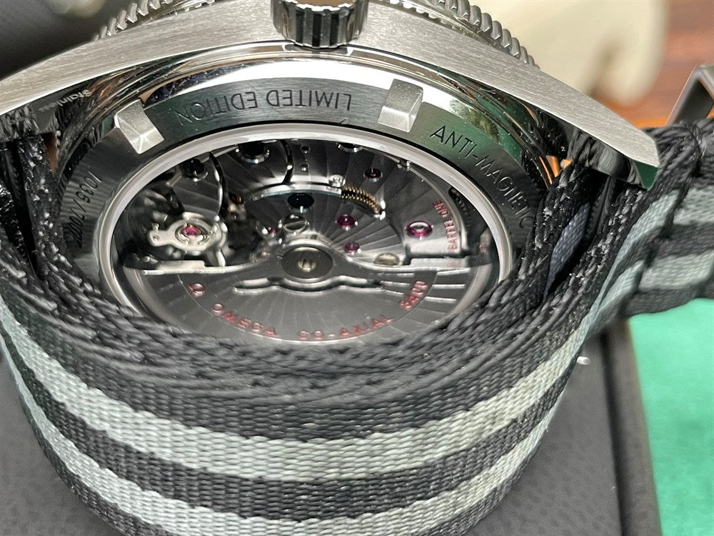 Omega Seamaster 300 - 233.32.41.21.01.001 - 41 mm - Schwarz
