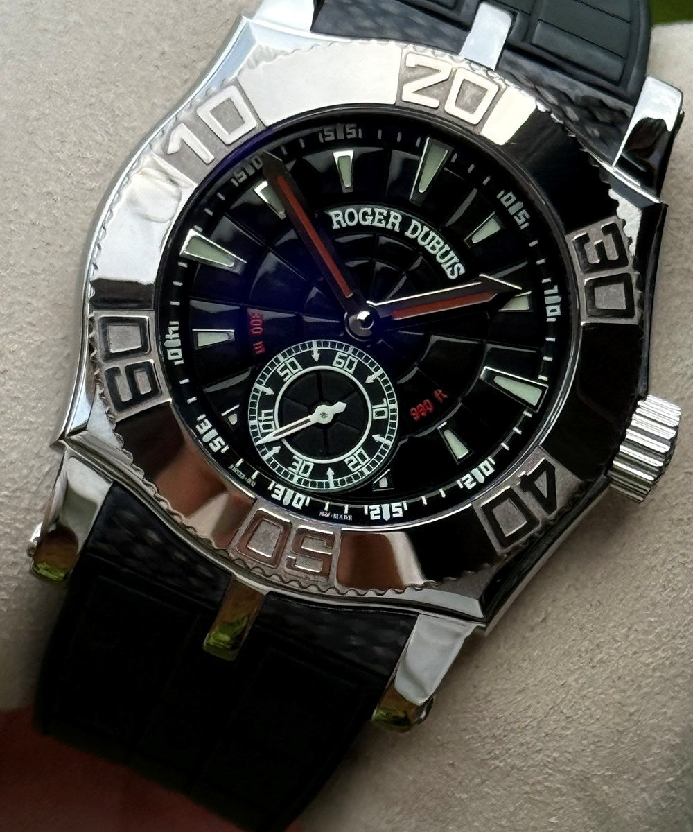 Roger Dubuis Easy Diver - SE40 - 40 mm - Schwarz
