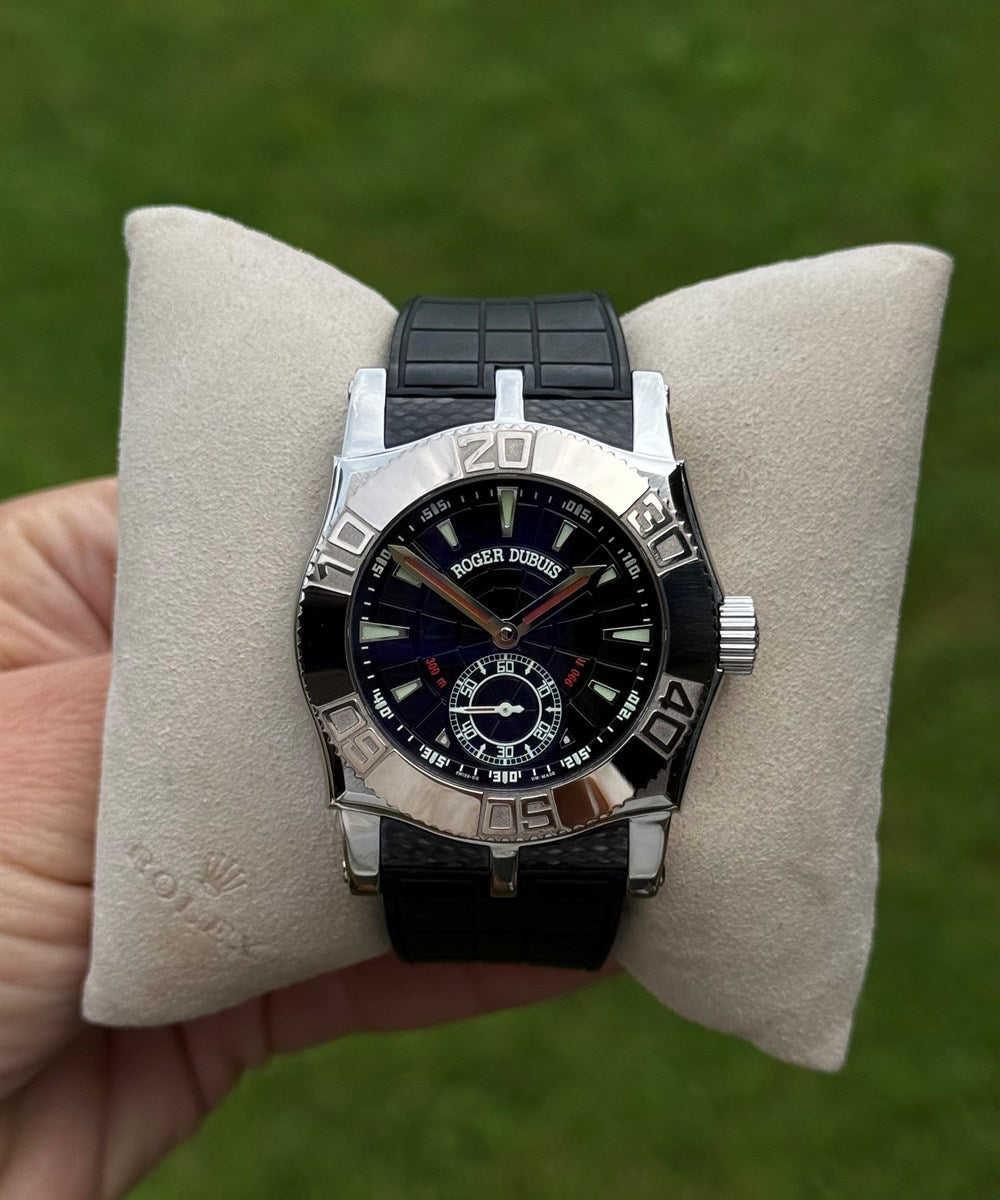 Roger Dubuis Easy Diver - SE40 - 40 mm - Schwarz