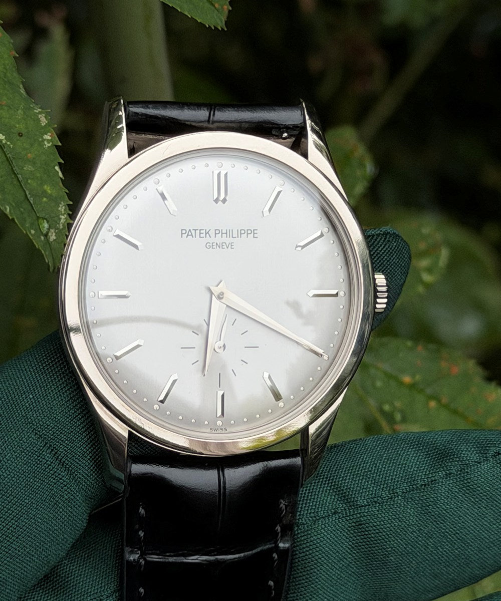 Patek Philippe Calatrava - 5196G-001 - 37 mm - Silber